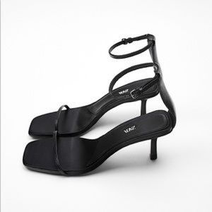 Zara Minimalist Heeled Leather Sandal
